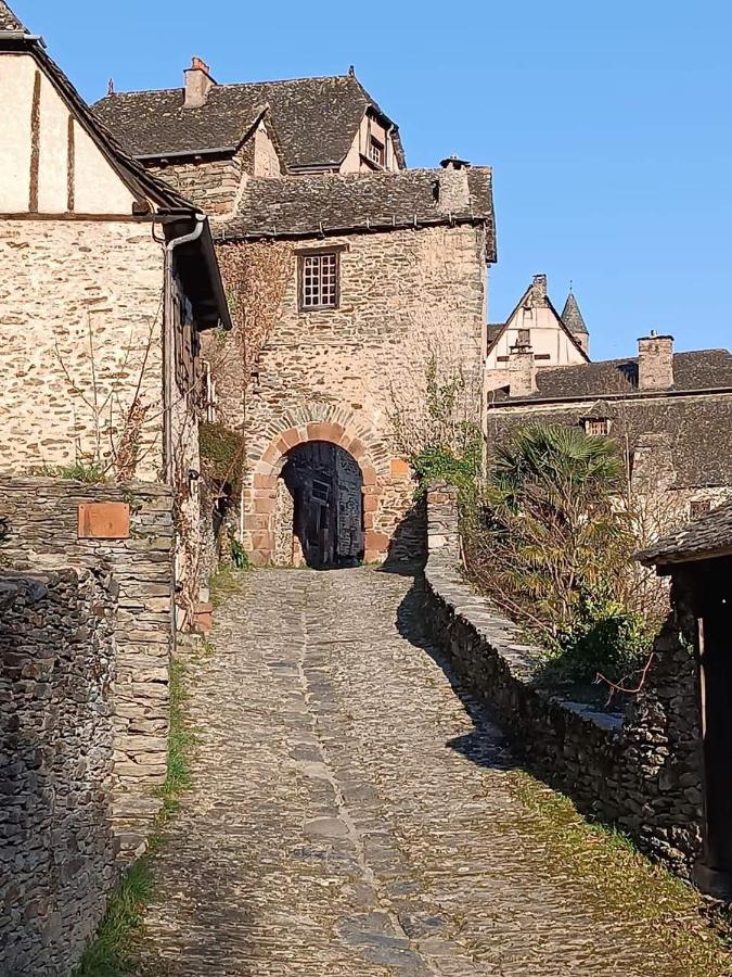 Le Castellou Bed & Breakfast Conques Bagian luar foto