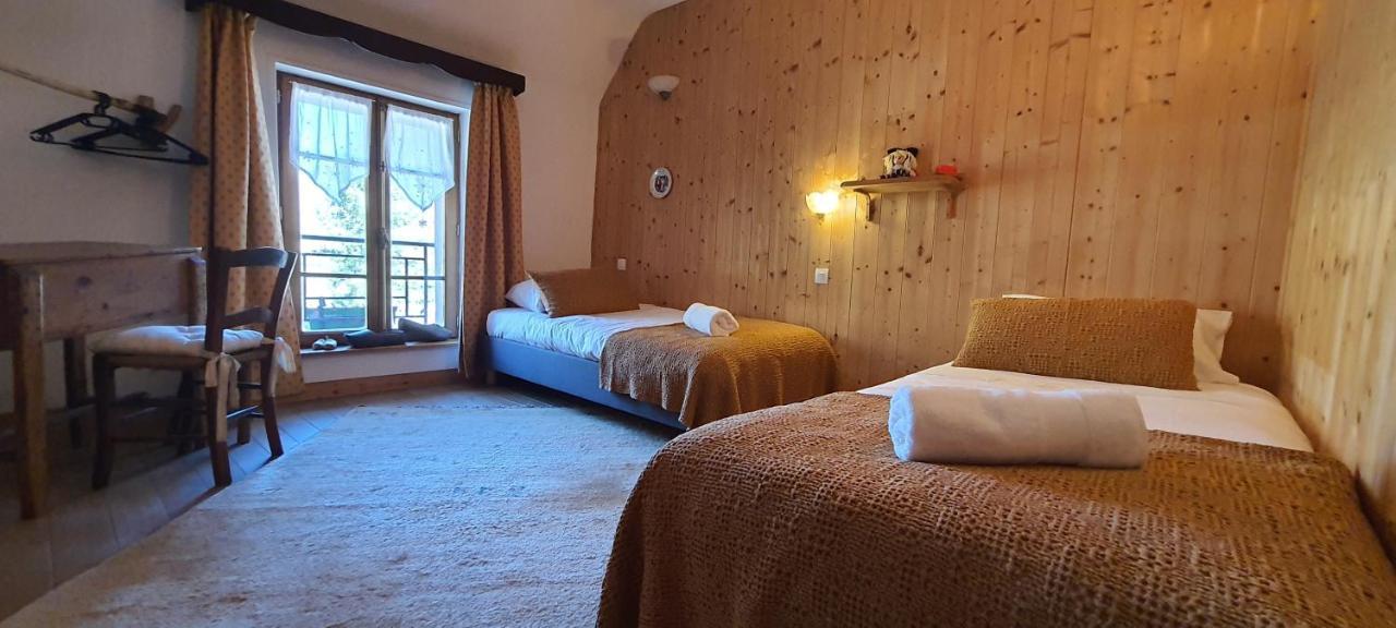 Le Castellou Bed & Breakfast Conques Bagian luar foto