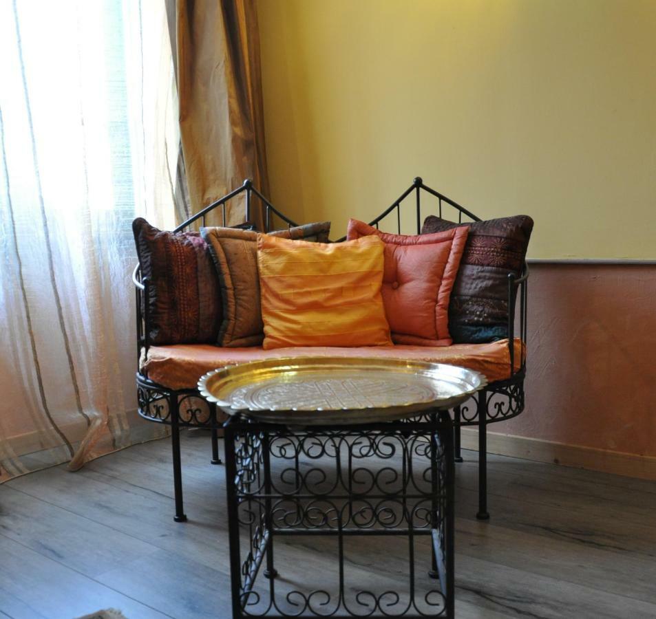 Le Castellou Bed & Breakfast Conques Bagian luar foto